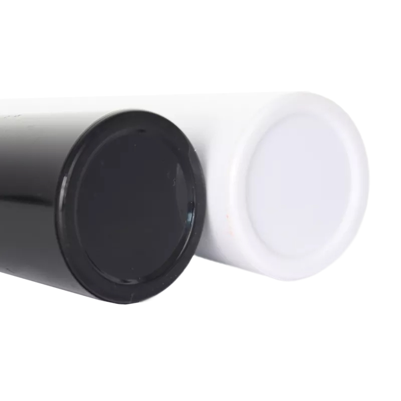 Tube Eyeliner Noir Mat avec Design Rechargeable