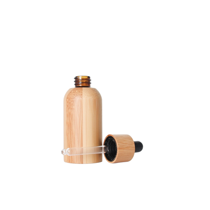 Bouteilles d'huile essentielle de bambou fantaisie avec différentes tailles